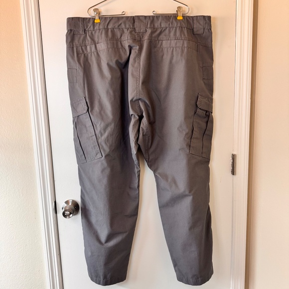 Lot of 3 Mens Tactical Pants 44x30 (2) Galls Tan & Grey & (1) Condor Beige - Picture 10 of 16